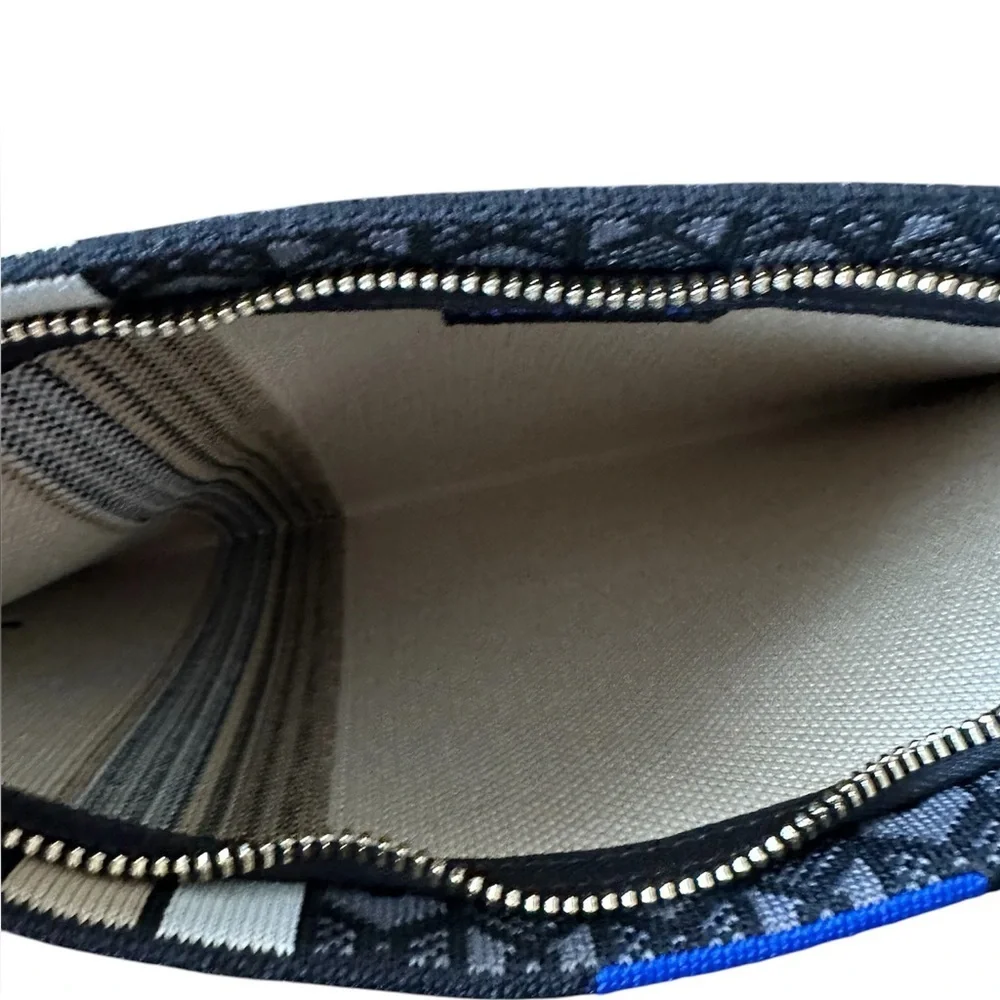 Rothy’s The Wristlet in Signature Black - Picture 3 of 4